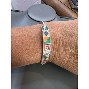 Vintage 950 Silver bracelet with inlaid Mexican stones clasp bangle